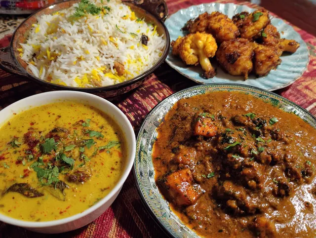 Bhookh Adda Tiffin Service 