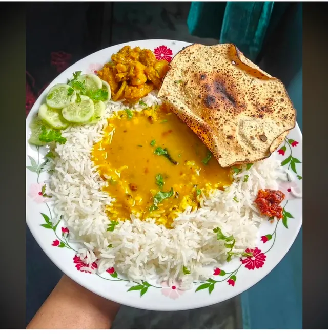 Rushabh Food Sarvise